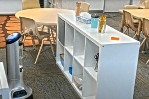 CIRQ+CLEAN disinfects hotel rooms while connected to the cloud, smart systems